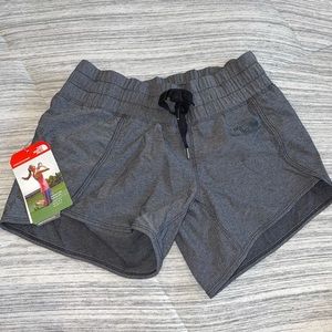 BRAND NEW NORTH FACE SHORTS